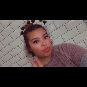 Meet your Posher, Jessica